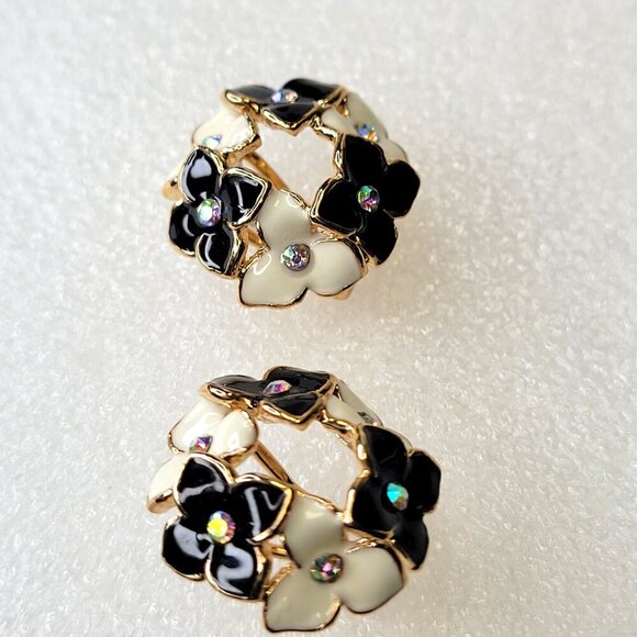 Floral Small Earrings Black and White Floral Earrings - Picture 5 of 8